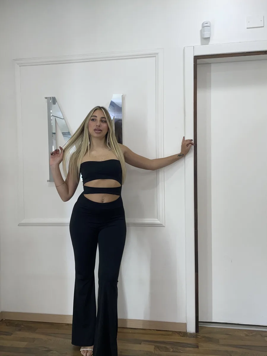 Jumpsuit con coprispalle