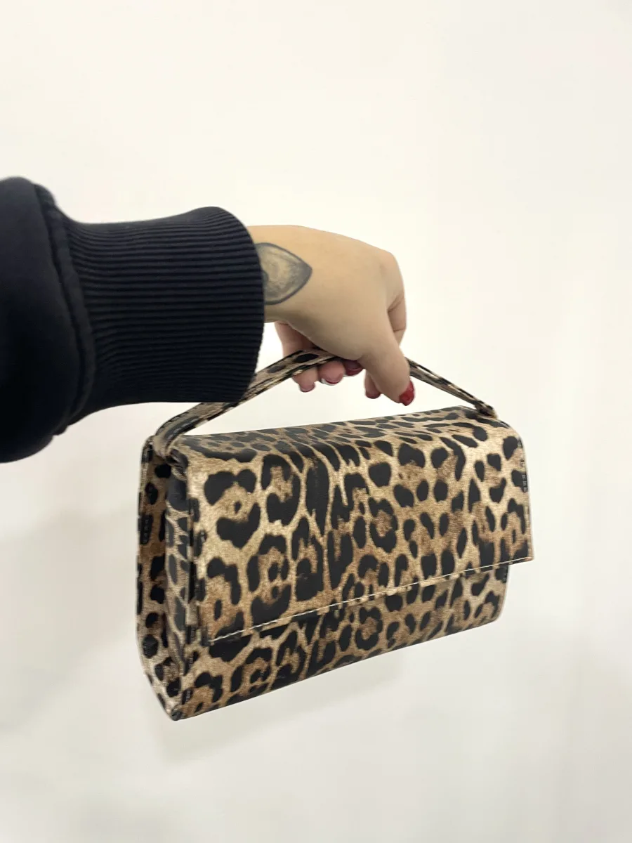 Borsa leopardata