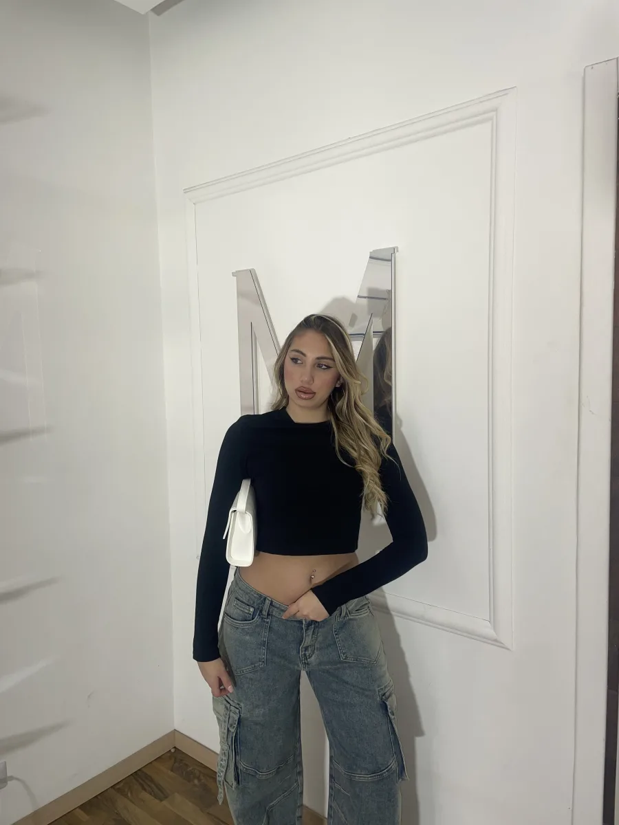 Maglia Crop Basic Nera