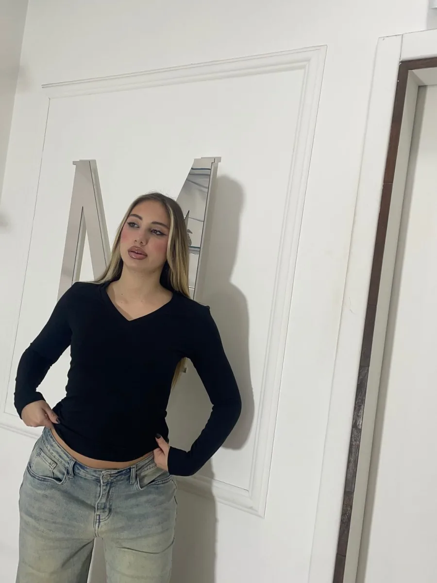 Maglietta basic scollo a V