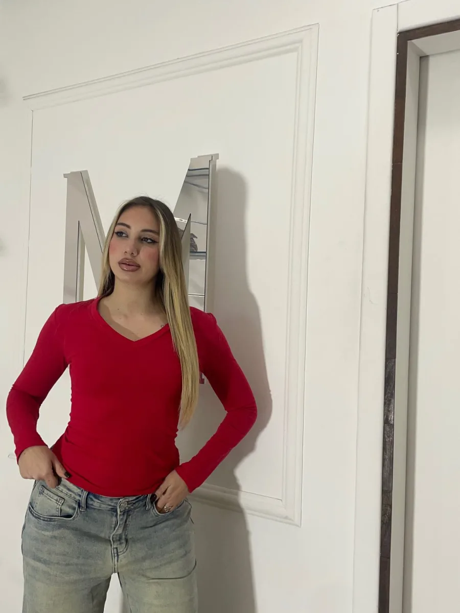 Maglia basic scollo a V