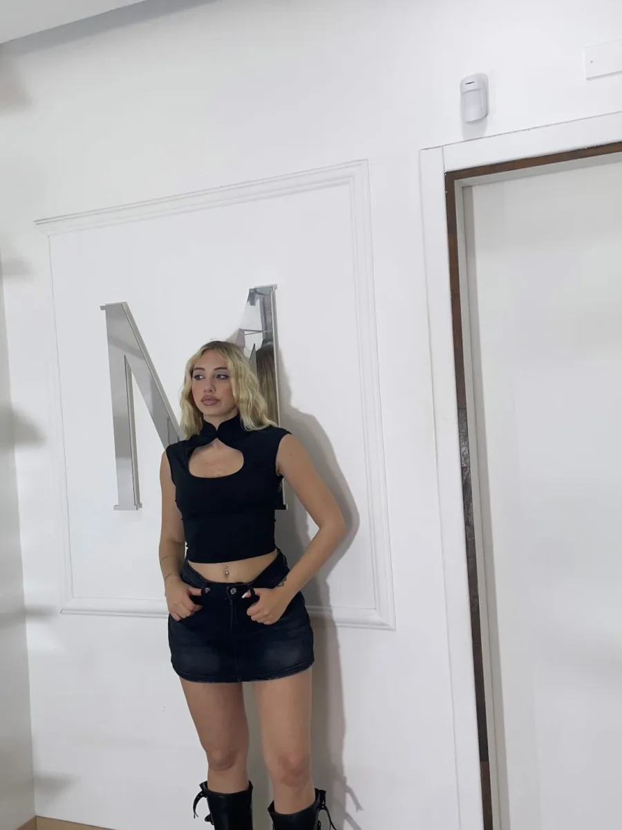 Pantagonna in denim nero