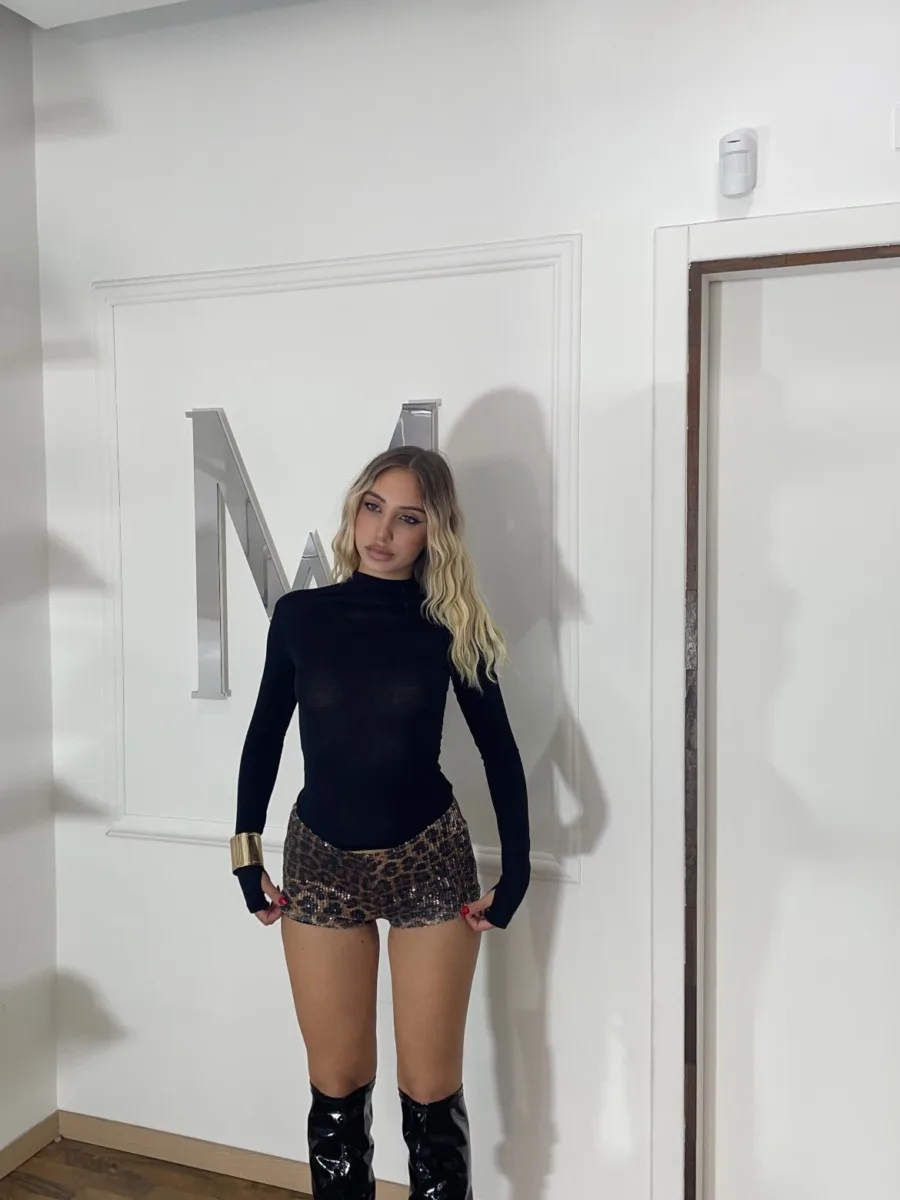 Culotte con paillettes leopardata