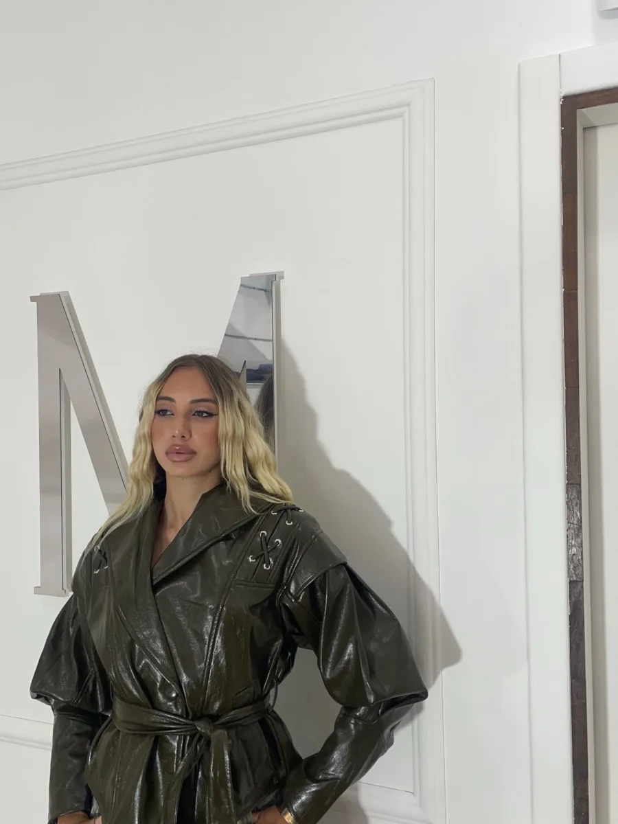 Trench ecopelle verde militare