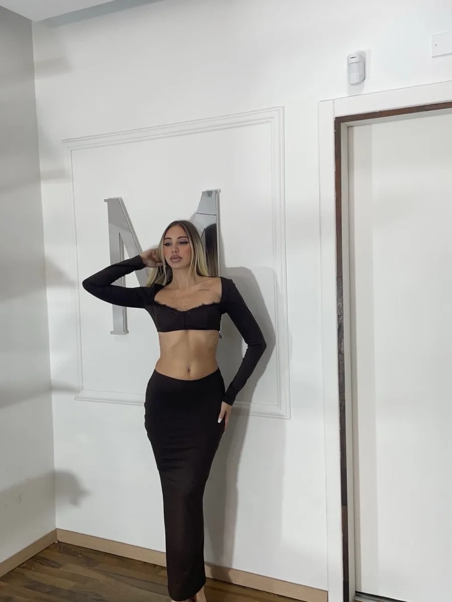 Set in lycra